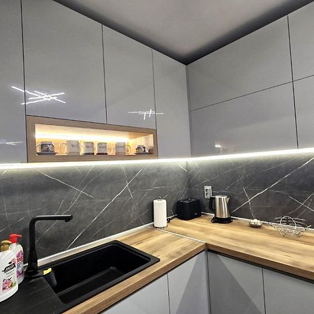 Apartment Bohemi With Free Parking Burgas Stad Buitenkant foto