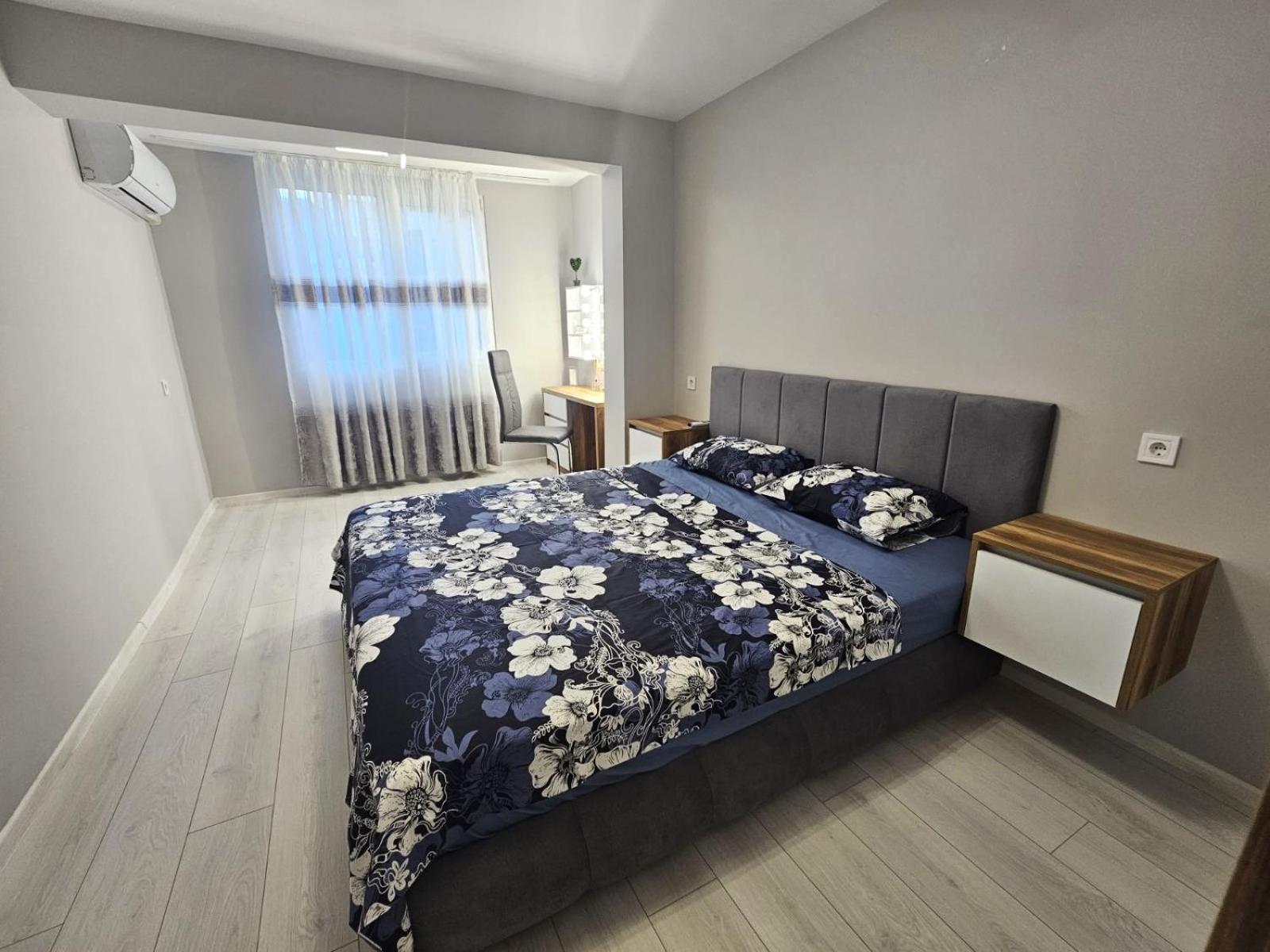 Apartment Bohemi With Free Parking Burgas Stad Buitenkant foto