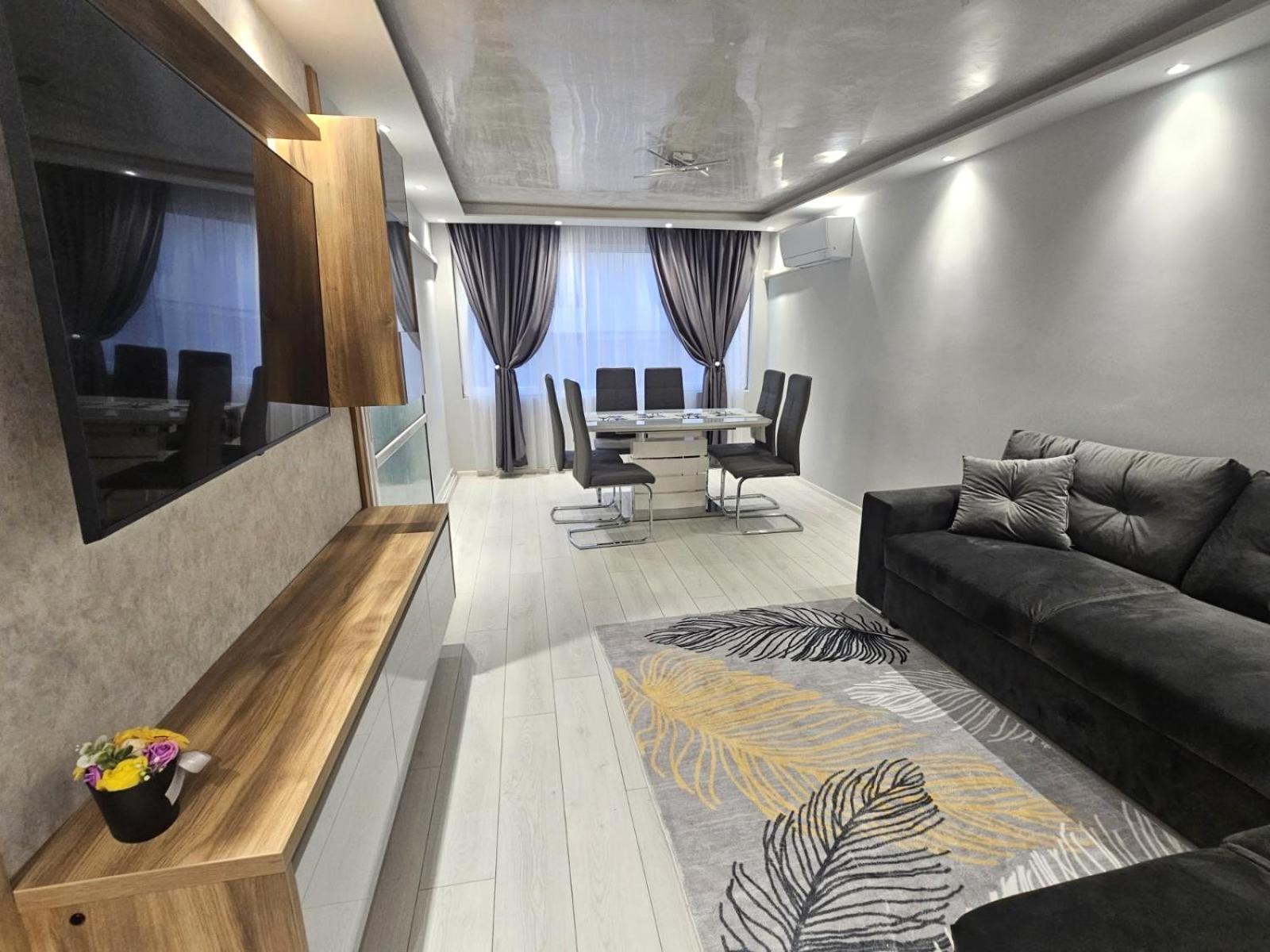 Apartment Bohemi With Free Parking Burgas Stad Buitenkant foto