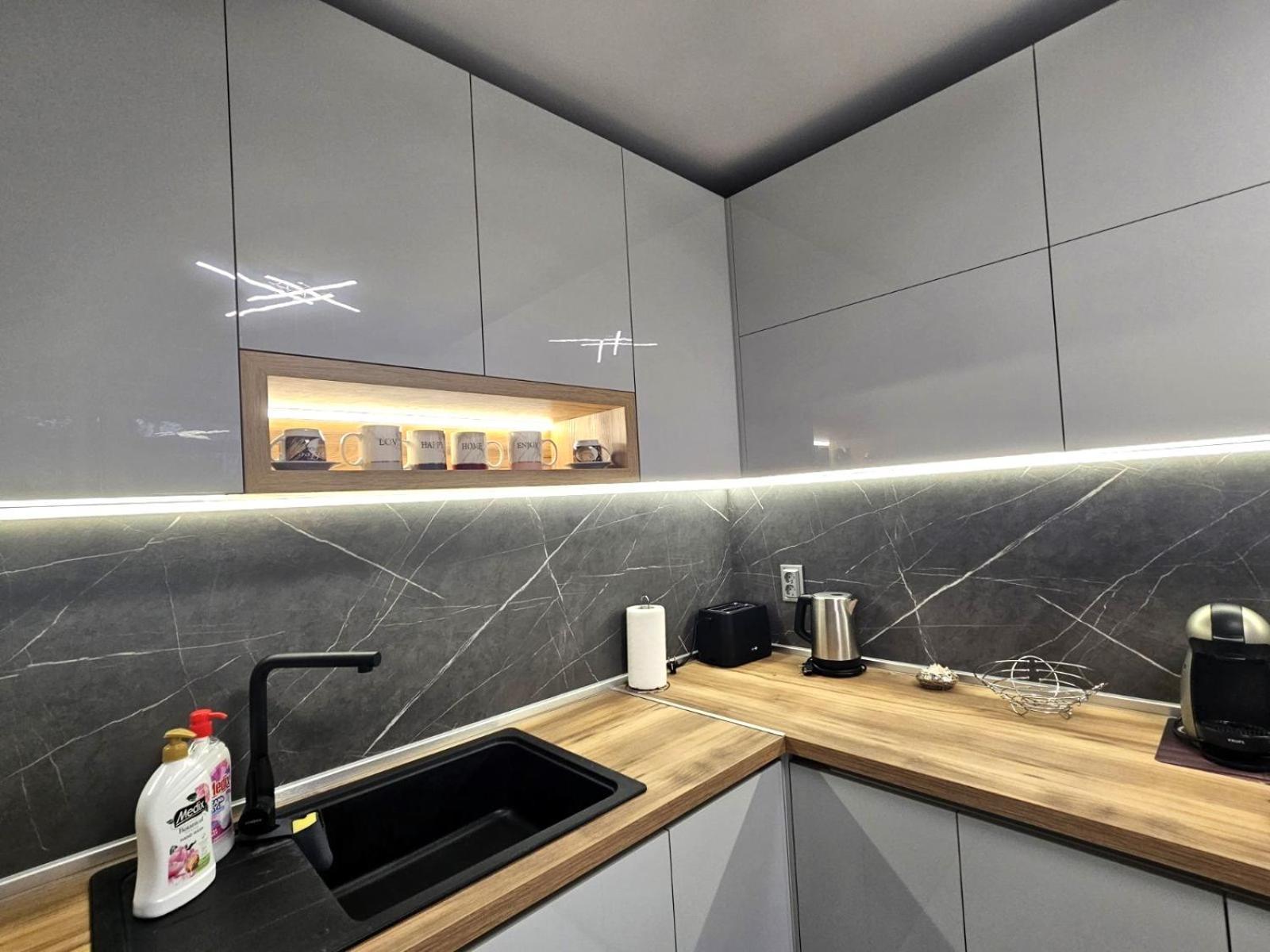 Apartment Bohemi With Free Parking Burgas Stad Buitenkant foto